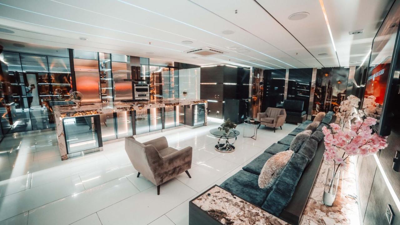 1Million Luxury Suites Medellin Exterior photo