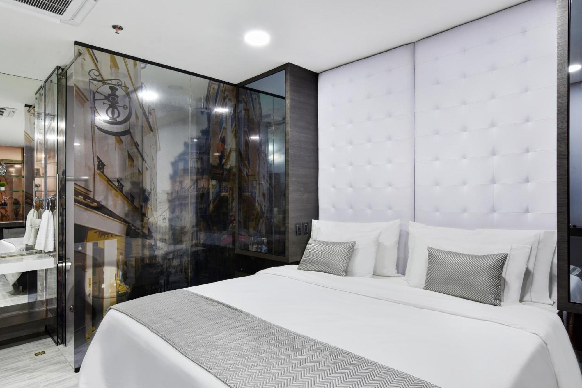 1Million Luxury Suites Medellin Exterior photo